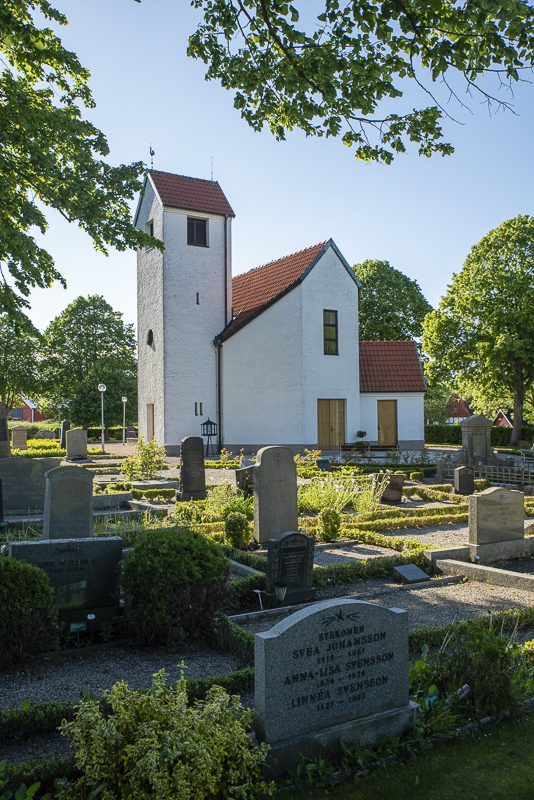 Källs Nöbbelövs kyrka