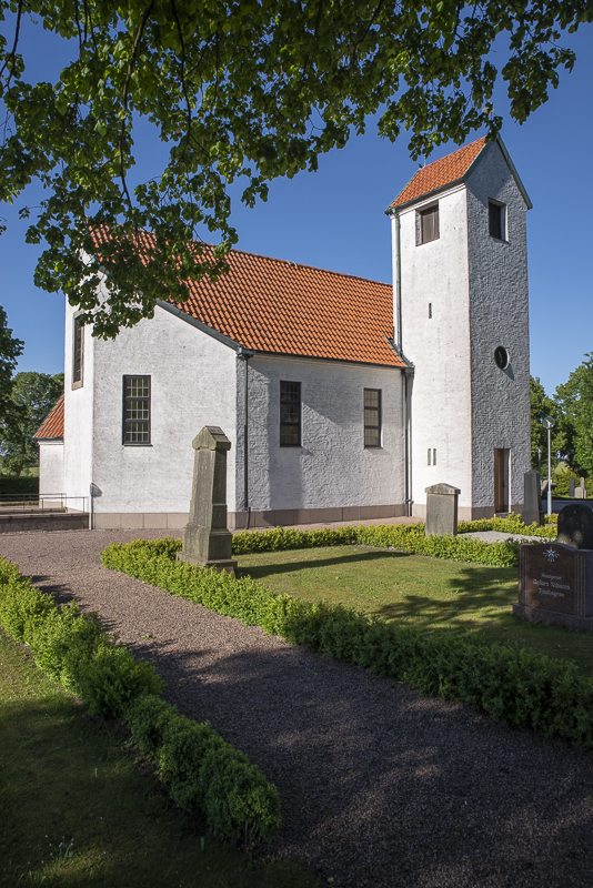 Källs Nöbbelövs kyrka