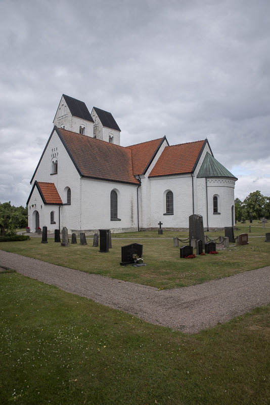Färlöv kyrka