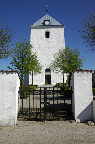 Vstra Alstads kyrka