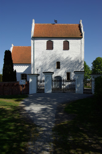 Maglarps gamla kyrka